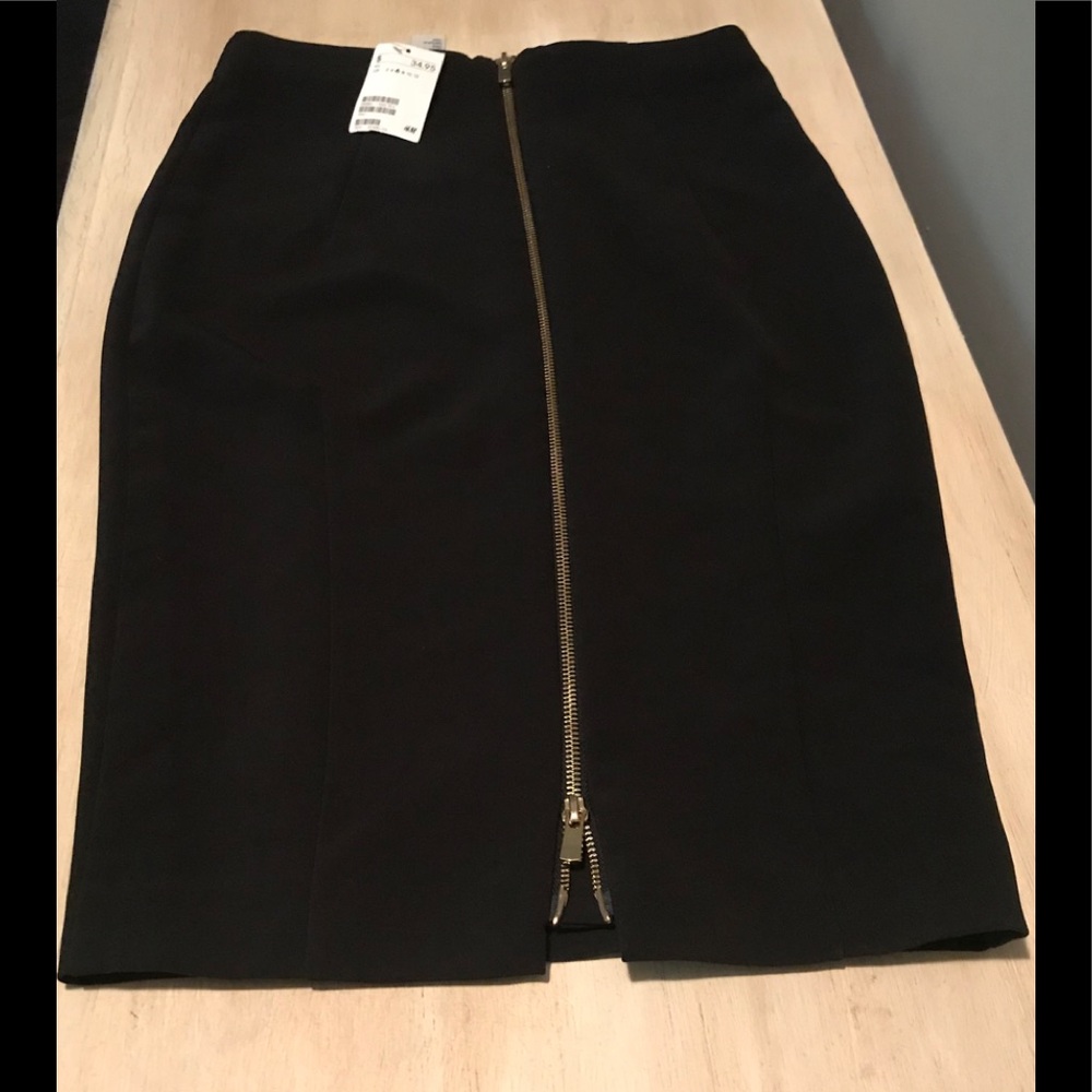 H&M Black Skirt